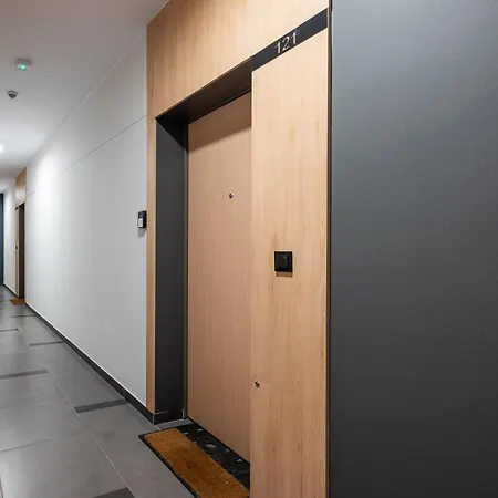 Royal Wilanow With Garden By Bookinghost Appartement *