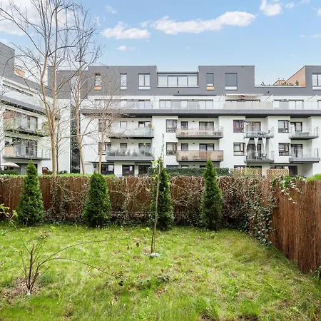 Royal Wilanów With Garden Apartamento