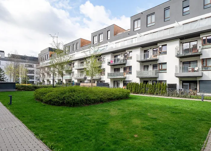 Royal Wilanow With Garden By Bookinghost