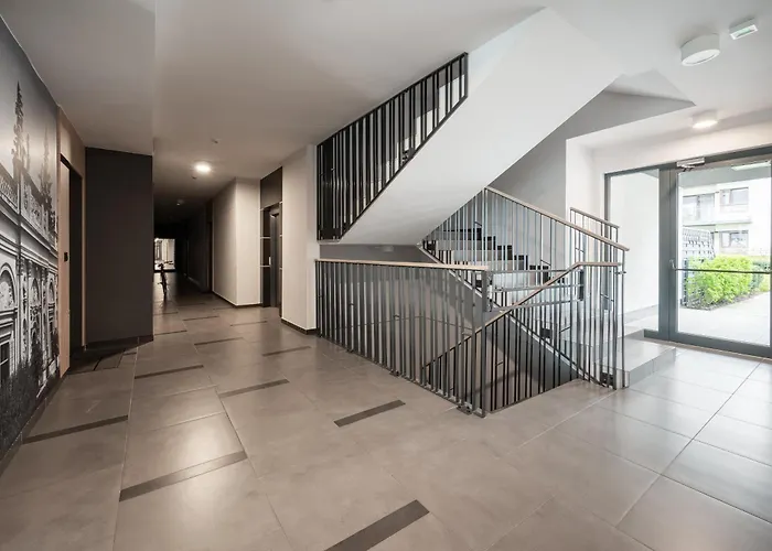 Apartman Royal Wilanow With Garden By Bookinghost